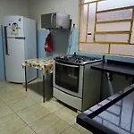 Casa De Praia Em Ubatuba Com Churrasqueira 040